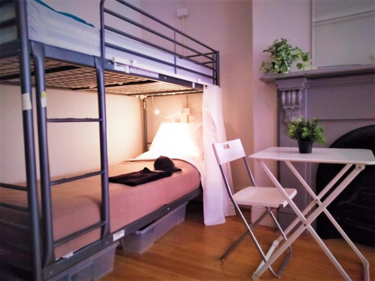 Asylum Sydney Backpackers Hostel Exterior photo
